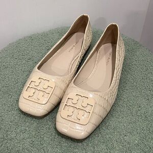 Tory Burch Textured Cream Flats